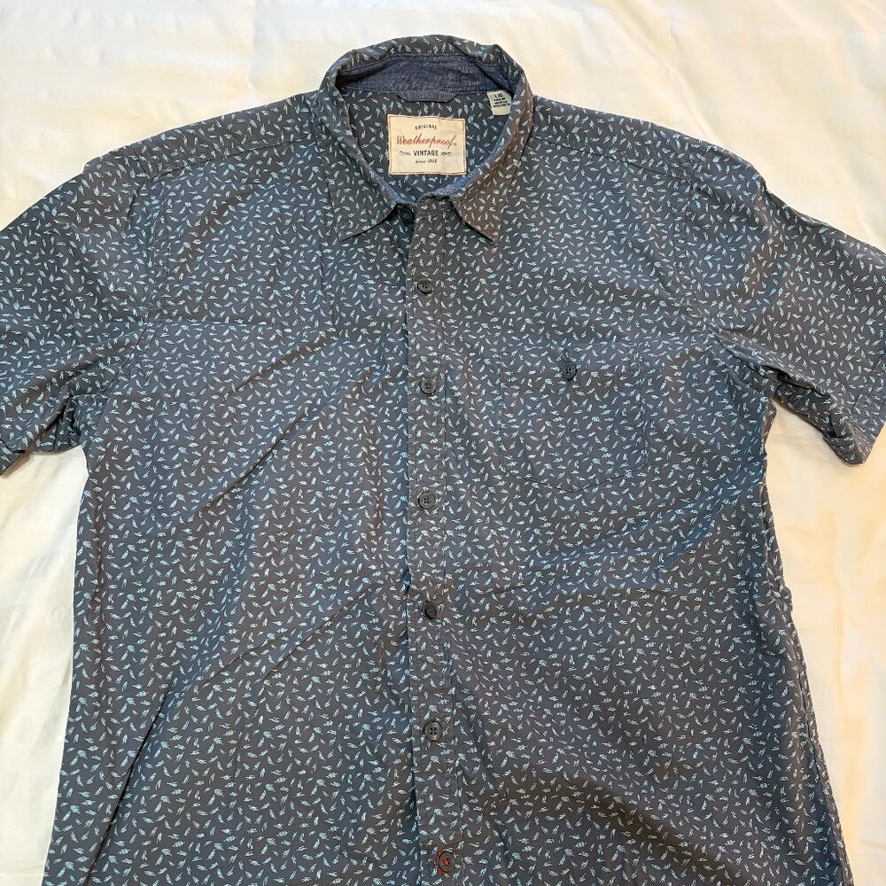 Men's Short-Sleeve Button Down Shirt